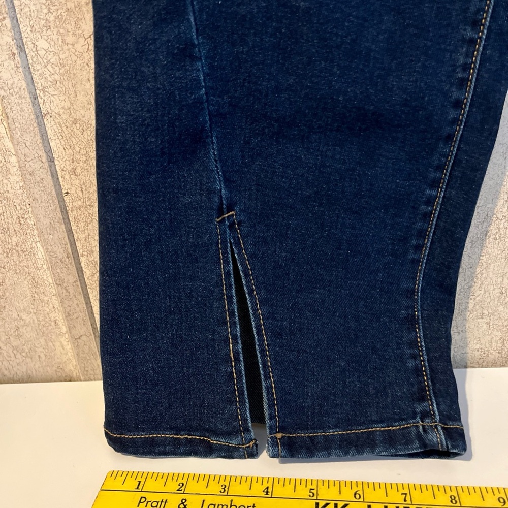 Time and Tru Dark Blue Straight Leg Jeans with hem slit stretchy 18 reg - Picture 5 of 10